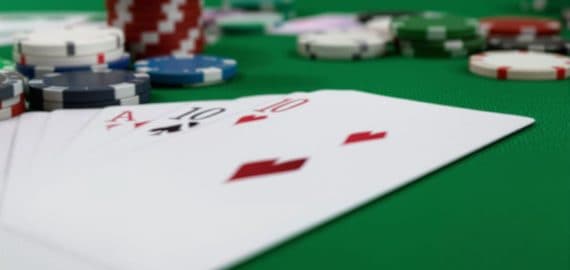 Mastering Blackjack: How to Know When to Hit or Stand for Big Wins