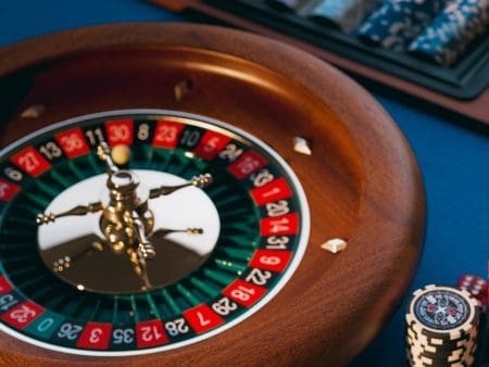 Roulette strategies: choosing the best and winning big